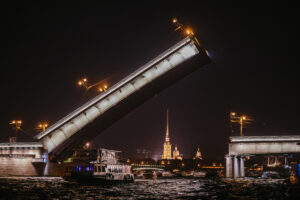 Ночной круиз и кавер группой